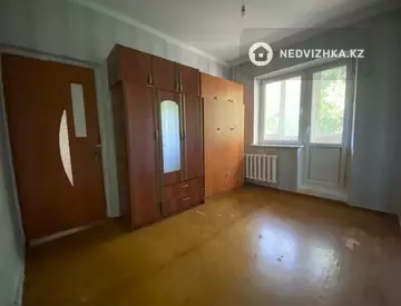 3-комнатная квартира, этаж 1 из 5, 65 м²
