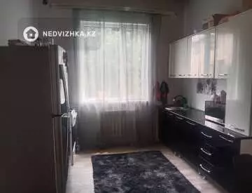 4-комнатный дом, 8 соток, 100 м²