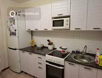 3-комнатная квартира, этаж 1 из 10, 78 м²