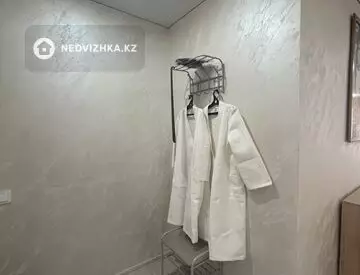 54 м², 1-комнатная квартира, этаж 1 из 5, 54 м², посуточно, изображение - 5