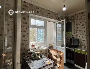 1-комнатная квартира, этаж 3 из 5, 36 м²