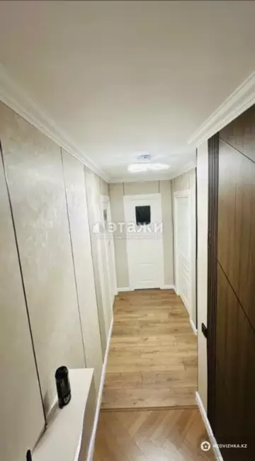 2-комнатная квартира, этаж 2 из 5, 49 м²