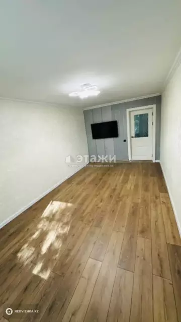 2-комнатная квартира, этаж 2 из 5, 49 м²