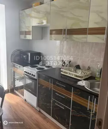 1-комнатная квартира, этаж 5 из 10, 37 м²