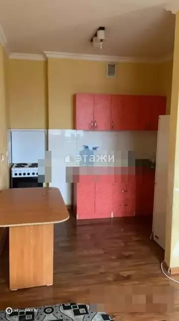 1-комнатная квартира, этаж 11 из 12, 34 м²