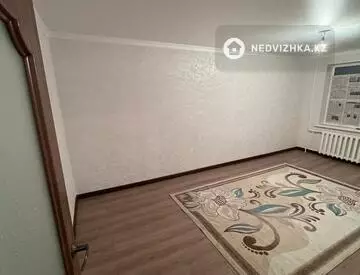 3-комнатная квартира, этаж 3 из 5, 70 м²