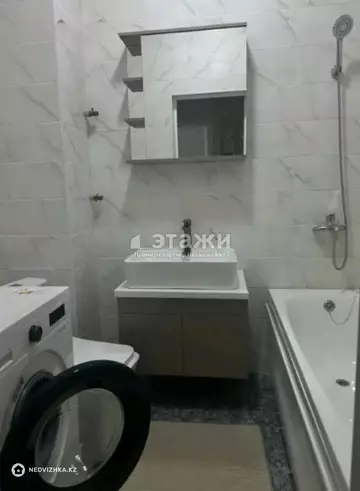 2-комнатная квартира, этаж 3 из 10, 46 м²