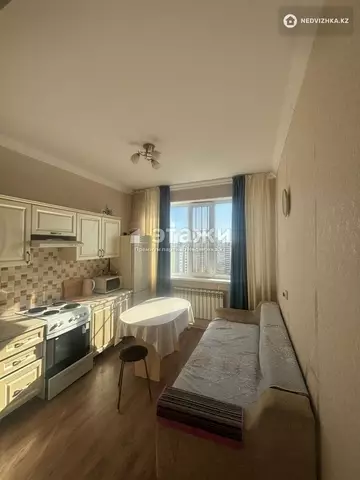 1-комнатная квартира, этаж 14 из 15, 37 м²