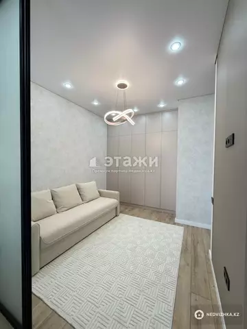 1-комнатная квартира, этаж 7 из 12, 39 м²