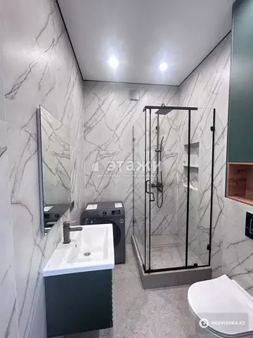 1-комнатная квартира, этаж 12 из 12, 35 м²