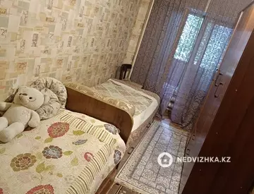 3-комнатная квартира, этаж 2 из 4, 64 м²