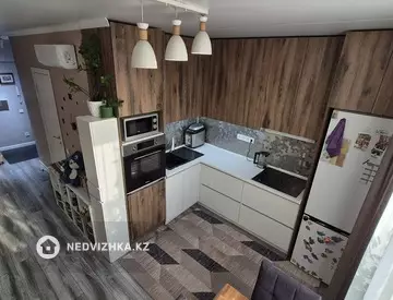 1-комнатная квартира, этаж 6 из 13, 45 м²