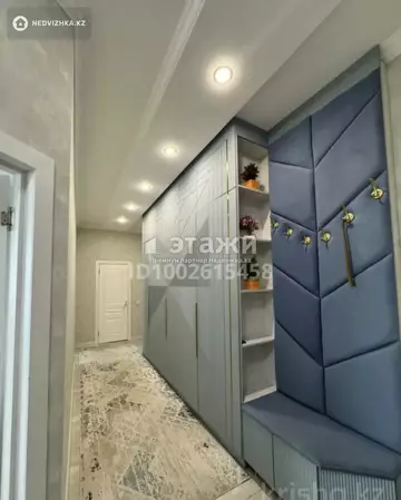 3-комнатная квартира, этаж 2 из 10, 90 м²