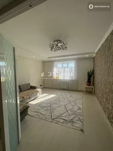 2-комнатная квартира, этаж 8 из 10, 65 м²