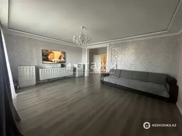 4-комнатная квартира, этаж 7 из 14, 134 м²