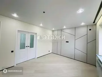 2-комнатная квартира, этаж 2 из 9, 77 м²