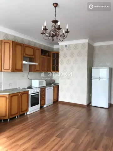 1-комнатная квартира, этаж 14 из 17, 70 м²