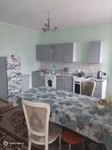 2-комнатная квартира, этаж 4 из 9, 67 м²