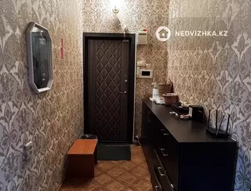 3-комнатная квартира, этаж 4 из 8, 80 м²