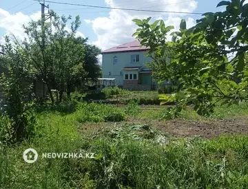 6-комнатный дом, 12 соток, 240 м²