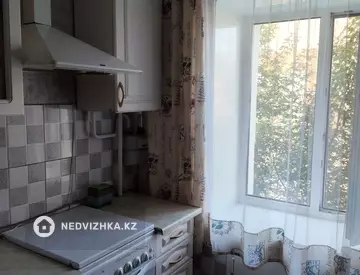 1-комнатная квартира, этаж 4 из 5, 34 м²