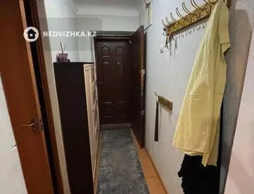 2-комнатная квартира, этаж 2 из 2, 37 м²