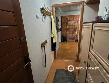 2-комнатная квартира, этаж 2 из 2, 37 м²