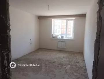 3-комнатная квартира, этаж 2 из 5, 90 м²