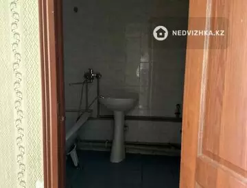 3-комнатная квартира, этаж 2 из 5, 84 м²