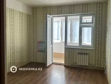 3-комнатная квартира, этаж 2 из 5, 84 м²