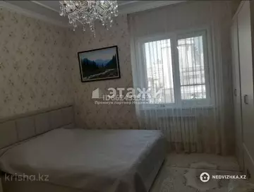 4-комнатная квартира, этаж 3 из 12, 130 м²
