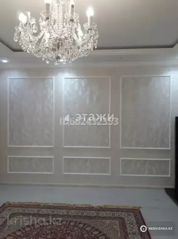 4-комнатная квартира, этаж 3 из 12, 130 м²