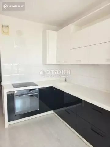 3-комнатная квартира, этаж 10 из 13, 70 м²