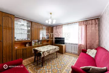 3-комнатная квартира, этаж 5 из 5, 61 м²