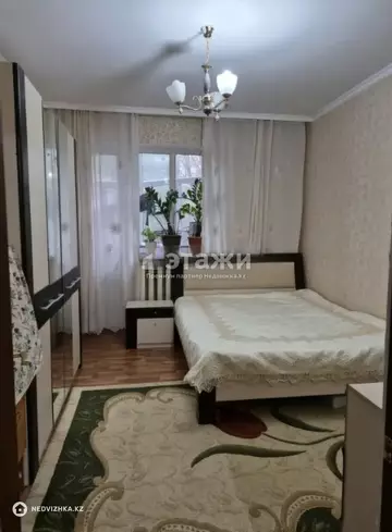 3-комнатная квартира, этаж 1 из 6, 93 м²