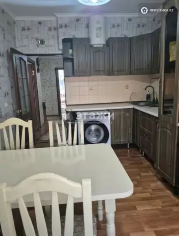 3-комнатная квартира, этаж 1 из 6, 93 м²