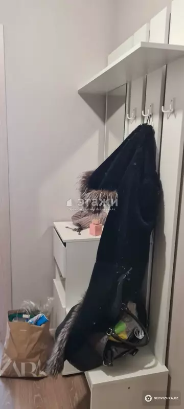 2-комнатная квартира, этаж 3 из 9, 62 м²