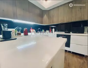 2-комнатная квартира, этаж 2 из 9, 82 м²