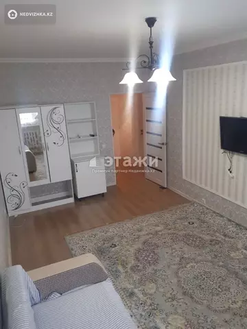 1-комнатная квартира, этаж 10 из 25, 40 м²