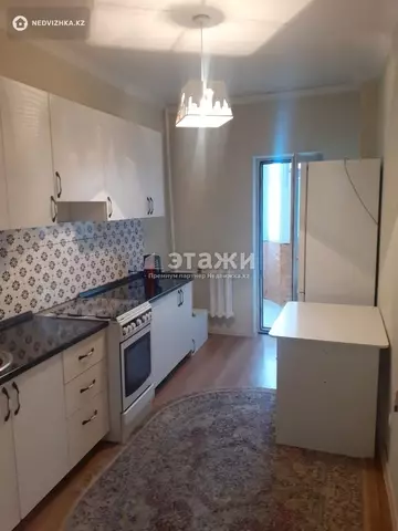 1-комнатная квартира, этаж 10 из 25, 40 м²