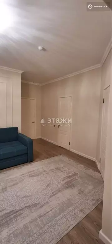 2-комнатная квартира, этаж 10 из 14, 76 м²