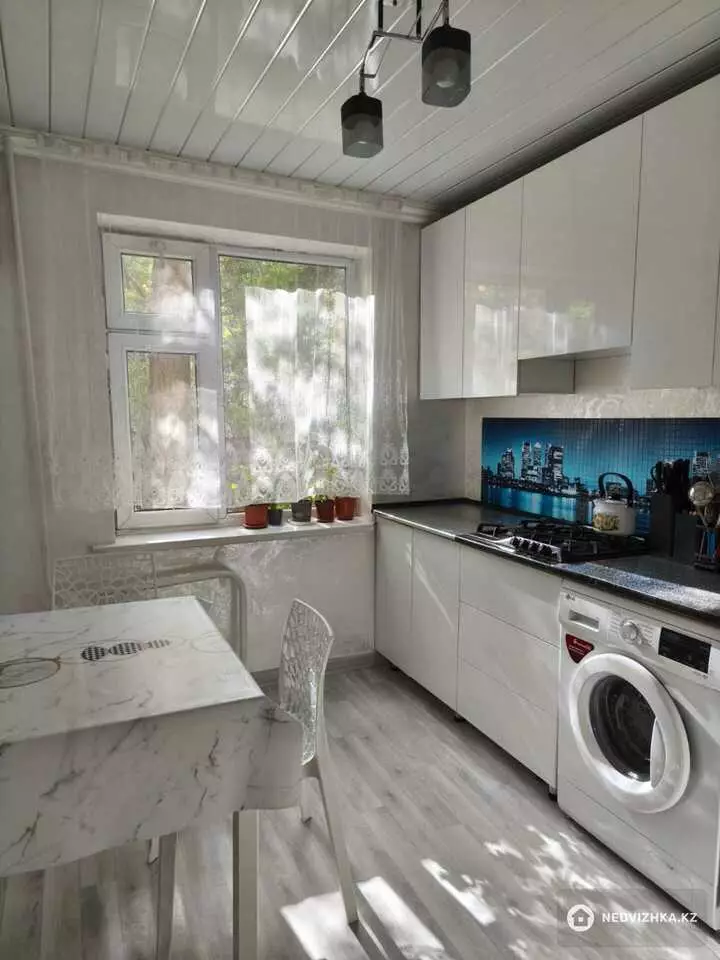 63 м², 3-комнатная квартира, этаж 2 из 5, 63 м², изображение - 1