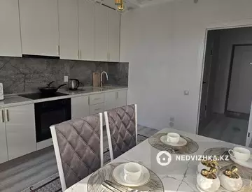60 м², 2-комнатная квартира, этаж 1 из 12, 60 м², посуточно, изображение - 4