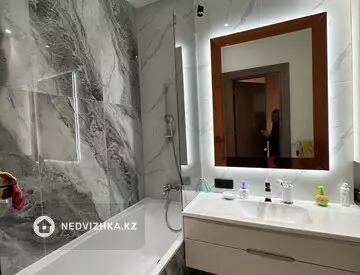 5-комнатный дом, 5 соток, 330 м², на длительный срок