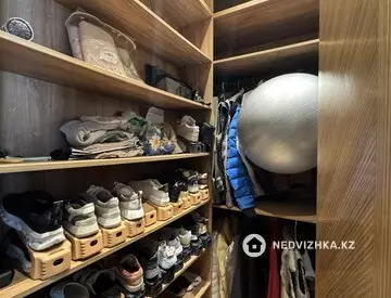 330 м², 5-комнатный дом, 5 соток, 330 м², на длительный срок, изображение - 100