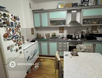87.8 м², 2-комнатная квартира, этаж 4 из 9, 88 м², изображение - 9