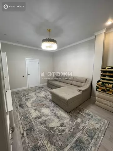 2-комнатная квартира, этаж 8 из 8, 58 м²