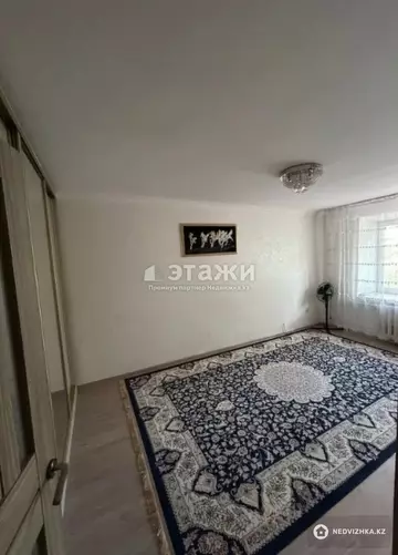 1-комнатная квартира, этаж 1 из 9, 35 м²
