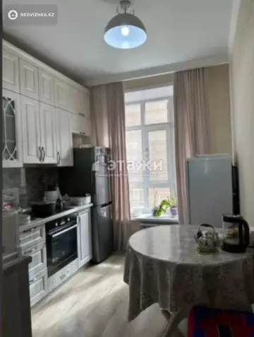 3-комнатная квартира, этаж 5 из 10, 69 м²