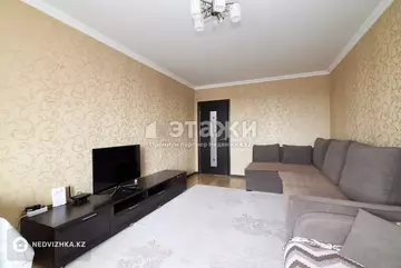 2-комнатная квартира, этаж 4 из 6, 71 м²